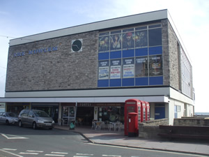 Picture of the Mowlem Theatre